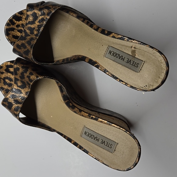 Steve Madden Cheetah Wedges - Picture 6 of 8